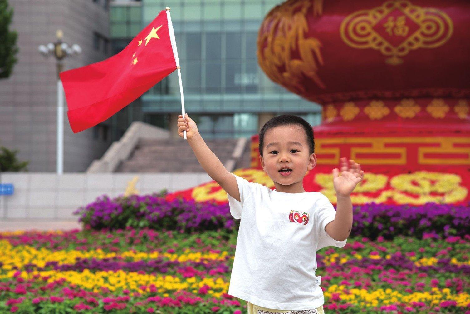 育才中学全国大赛夺金,凯旋归来